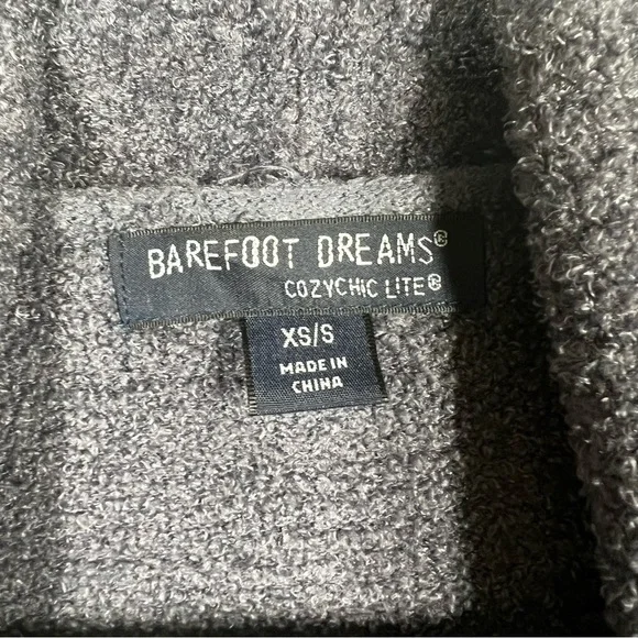 Barefoot Dreams Dark Grey‎ Circle Cozychic Lite Cardigan
